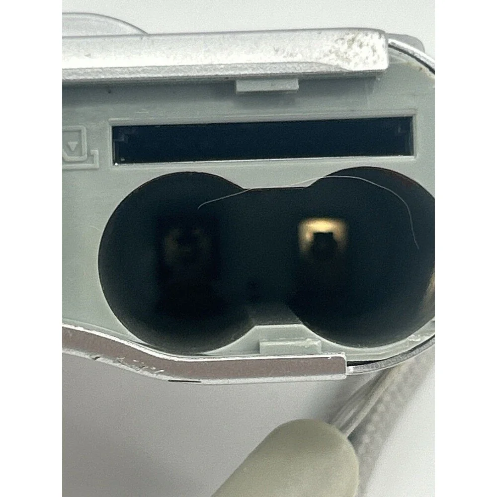 Vivitar ViviCam 3750 3.1 MP Digital Camera - Silver- Tested - Fast Shipping